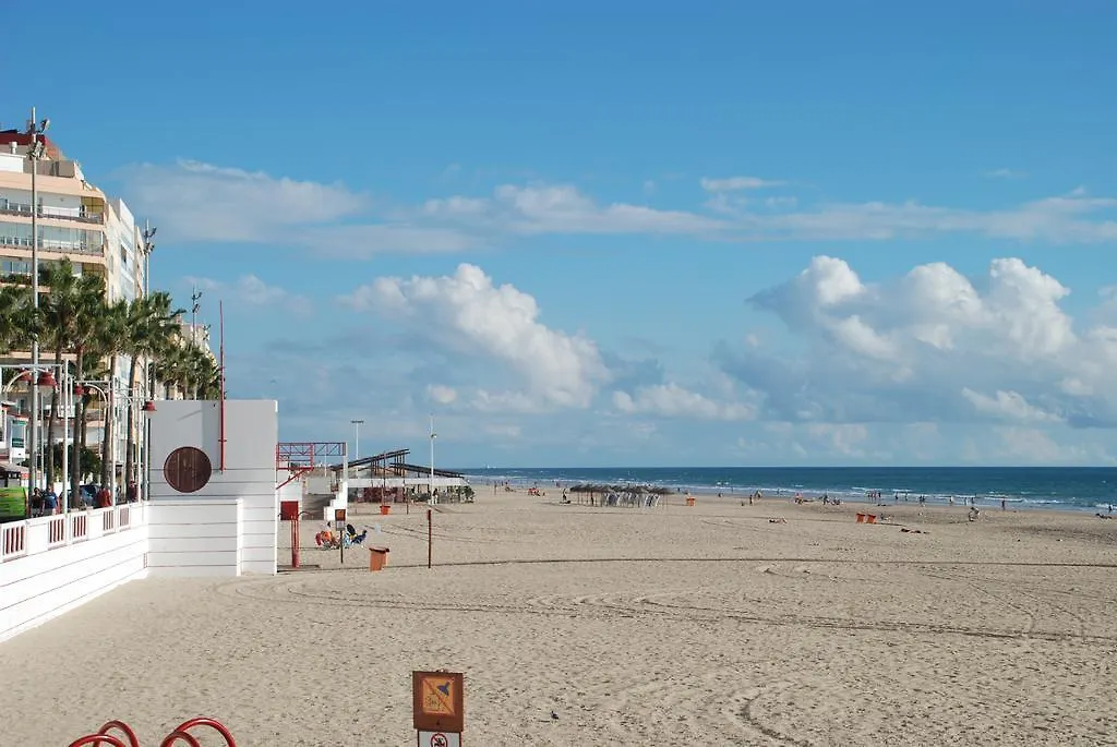 Brisas Estadio Playa Victoria Cadiz